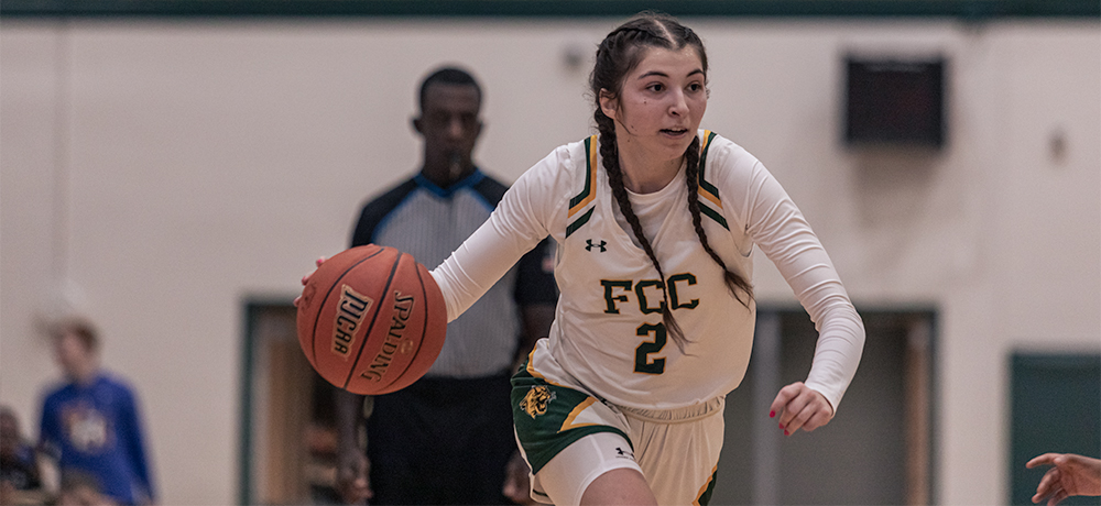 Cougars Falls Short in Late Comeback Against Howard CC